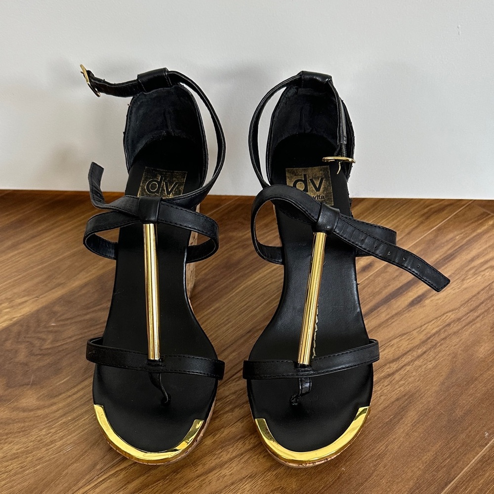 DV by Dolce Vita Black Sandals with Gold Bar & Toe Trim